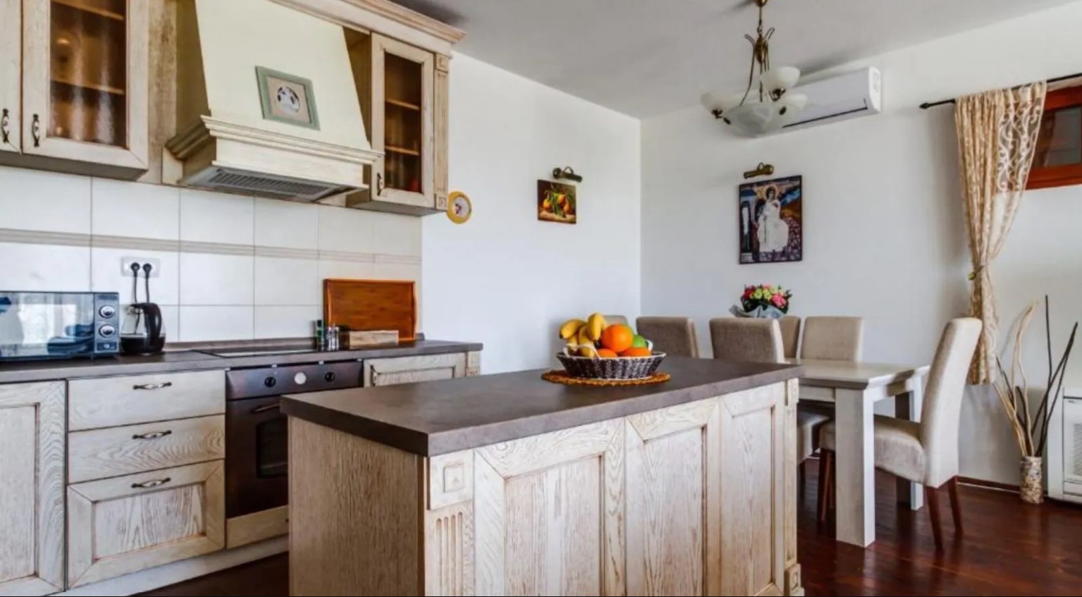 Image of Villa - 4 Bedrooms - 3 Bathrooms for Sale in Kotor-Zagora-Montenegro, Image 4